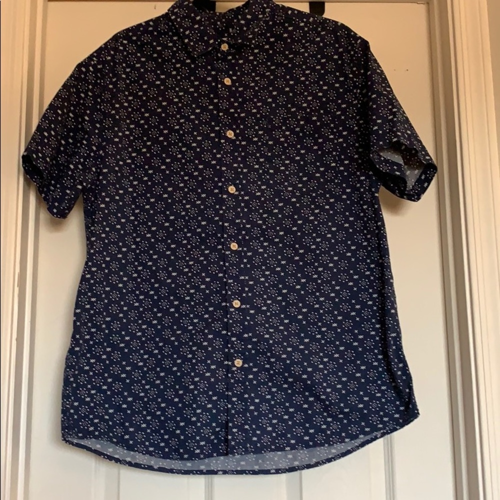 Lg men’s blue shirt